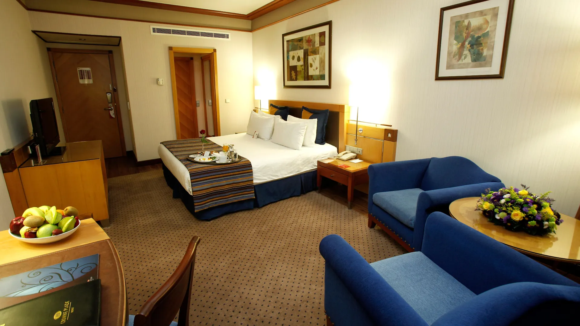 Crowne Plaza Hamra Beirut By Ihg Hotel