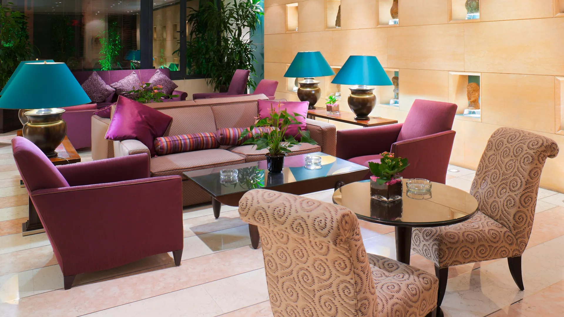 Crowne Plaza Hamra Beirut By Ihg Hotel 5*,