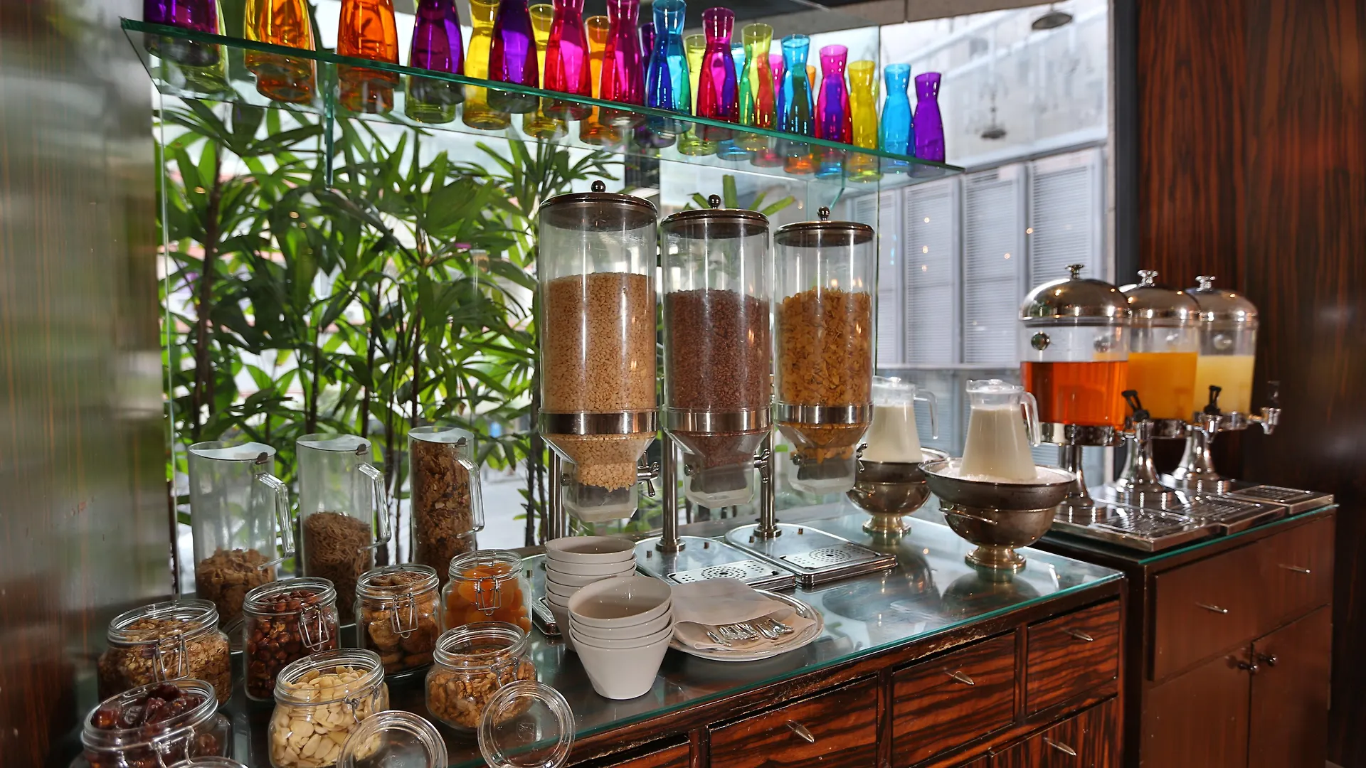 Crowne Plaza Hamra Beirut By Ihg Hotel