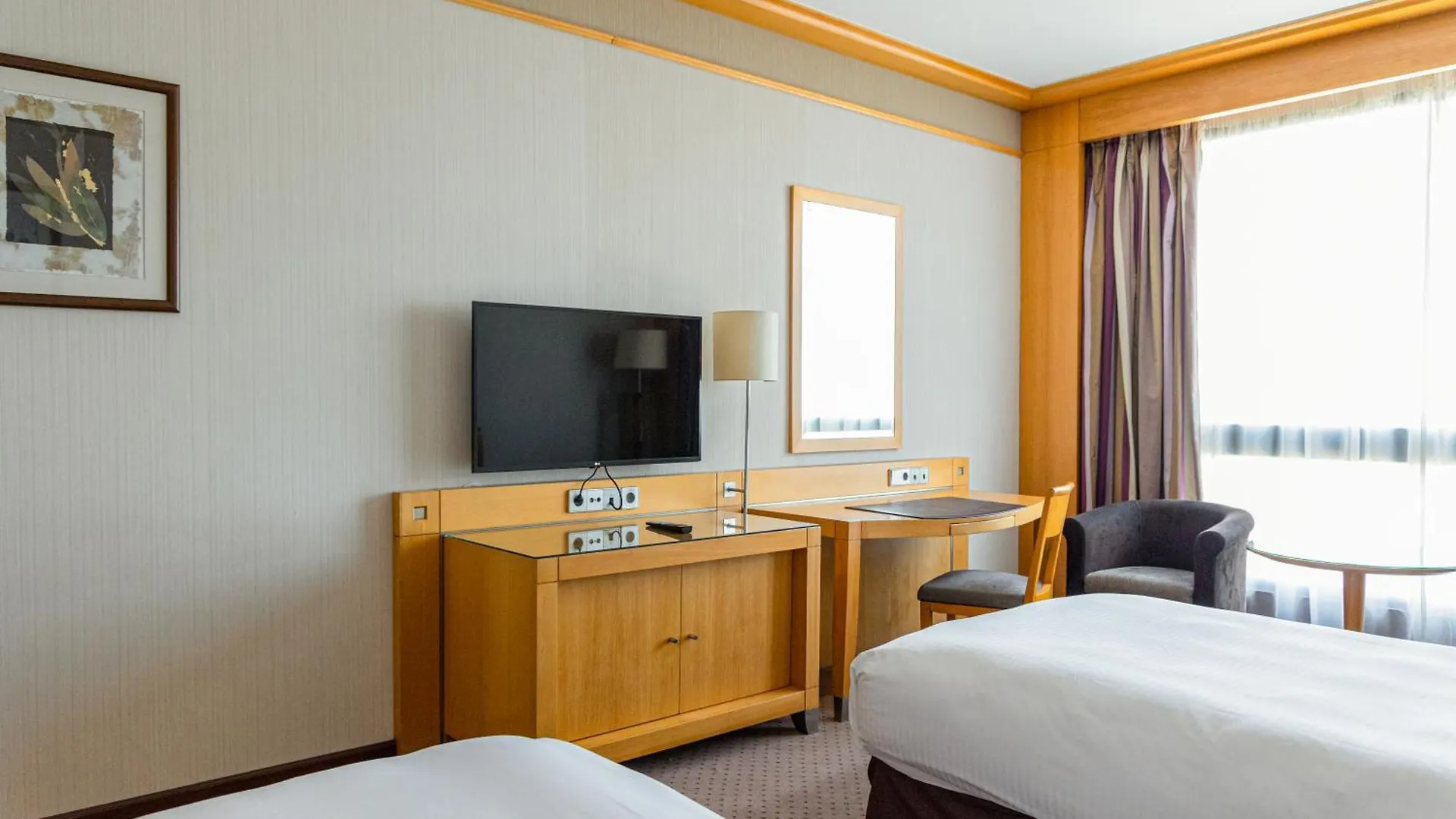 Crowne Plaza Hamra Beirut By Ihg Hotel