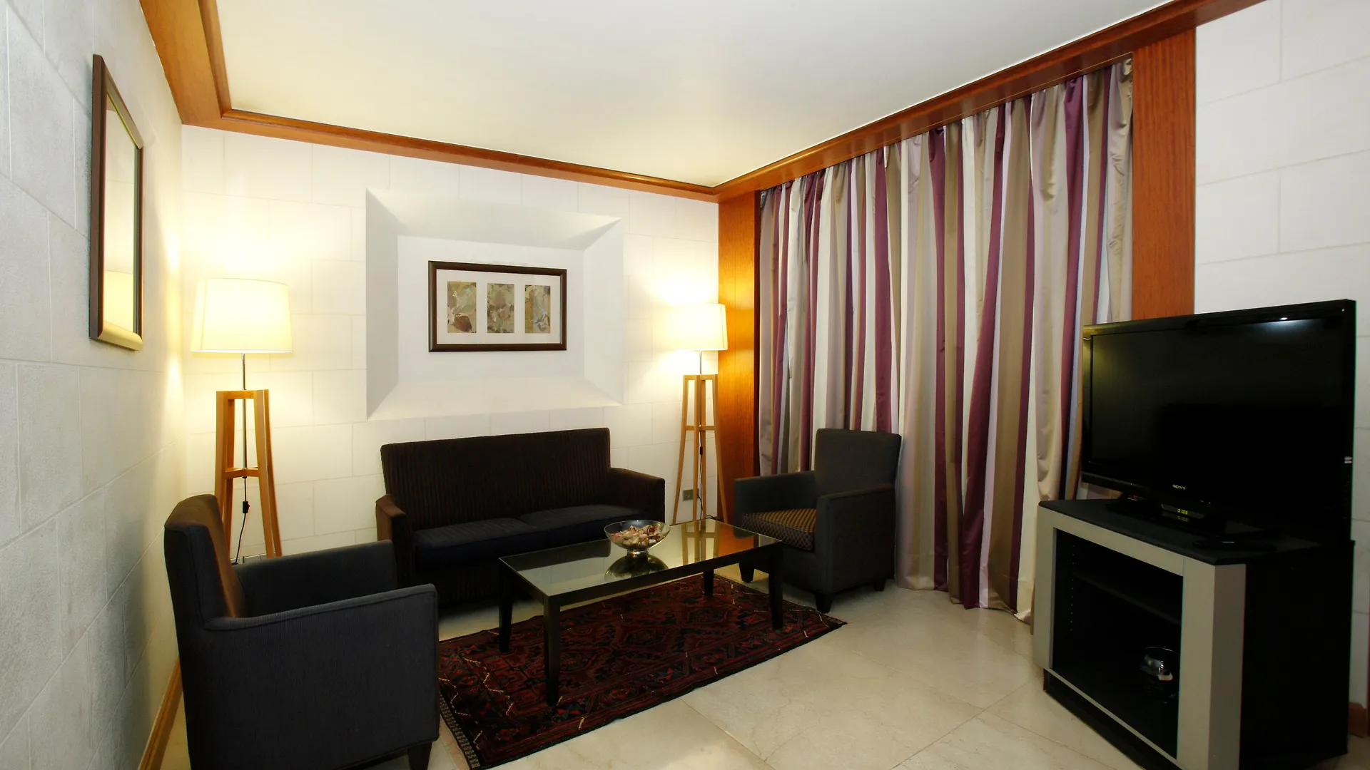 Crowne Plaza Hamra Beirut By Ihg Hotel