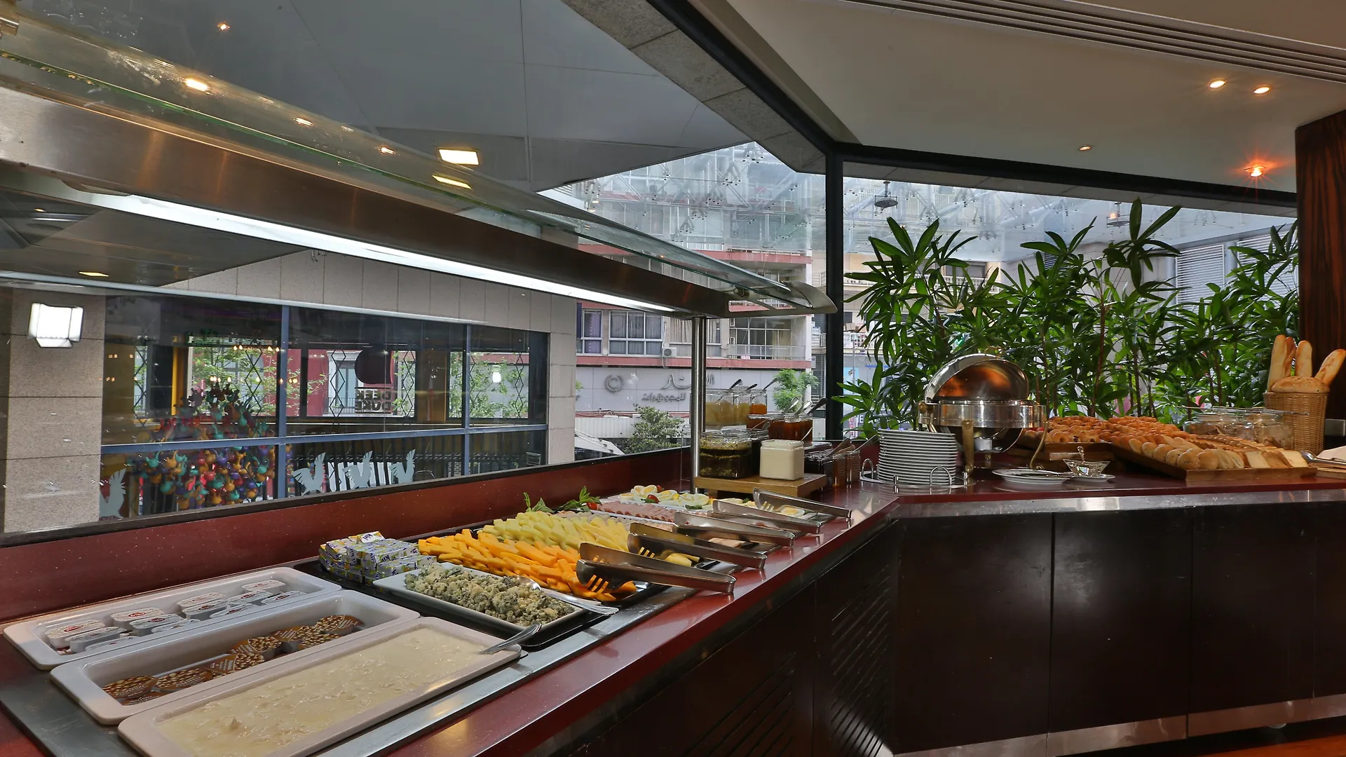 Crowne Plaza Hamra Beirut By Ihg Hotel