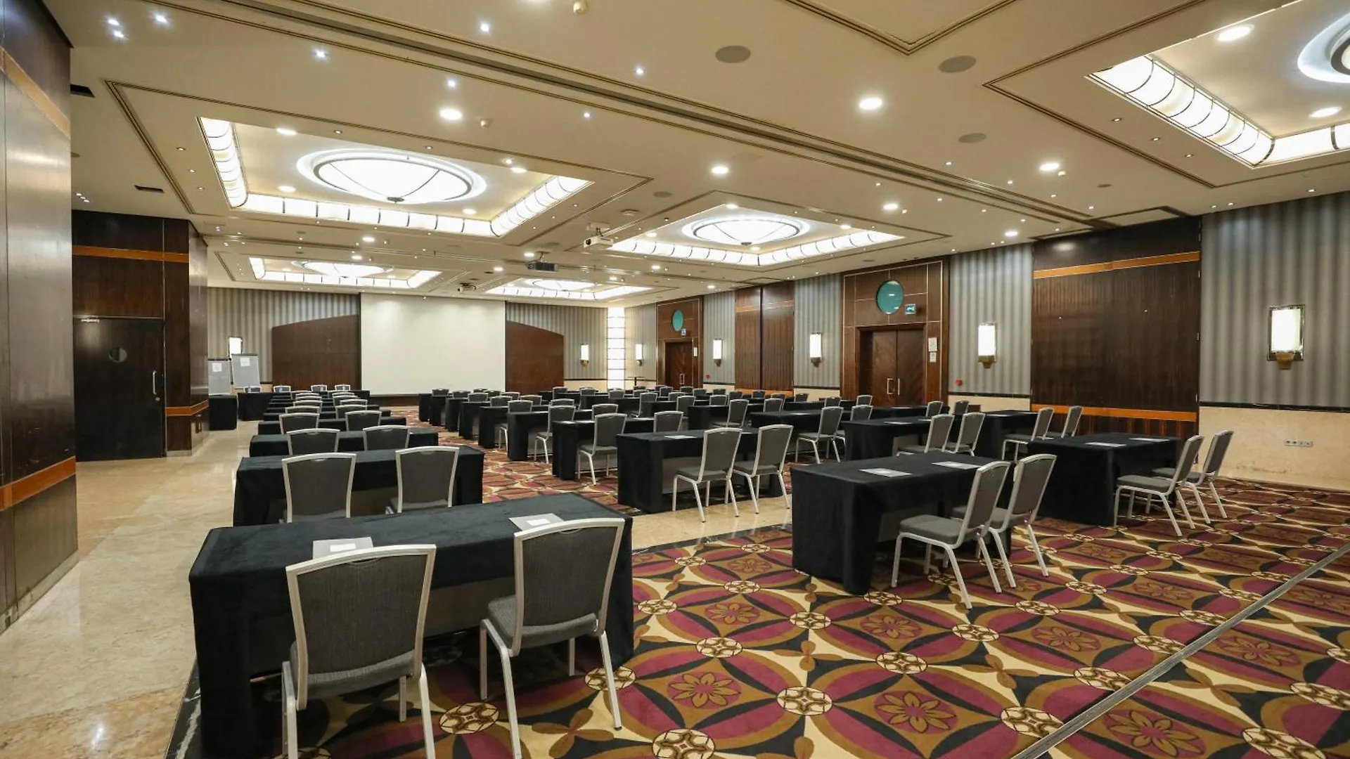 Crowne Plaza Hamra Beirut By Ihg Hotel Lebanon