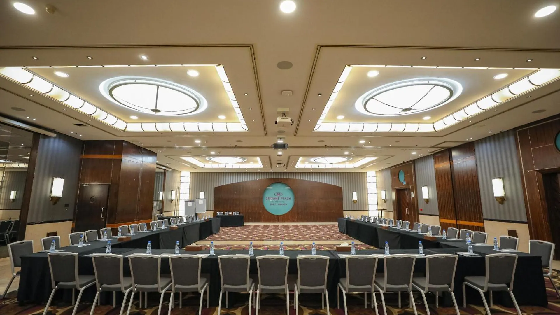 Crowne Plaza Hamra Beirut By Ihg Hotel
